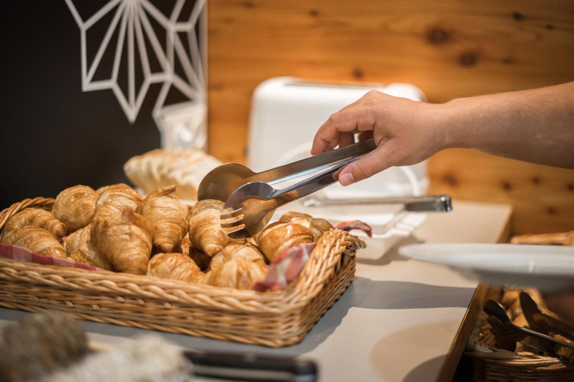 Cooee Alpin Hotel Kitzbueheler Alpen Санкт Йохан ин Тирол Екстериор снимка